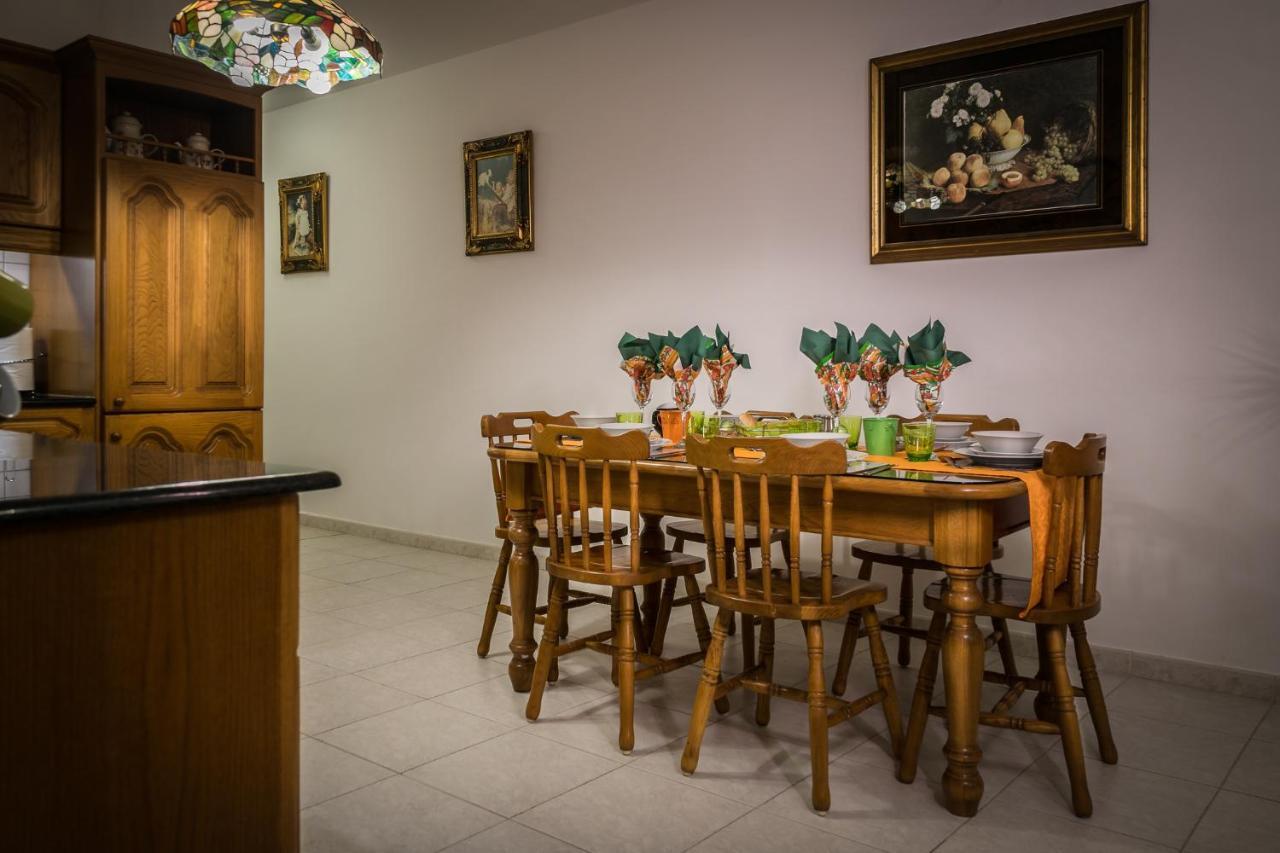 Manor Court Luxury Apartment St. Paul's Bay Ngoại thất bức ảnh